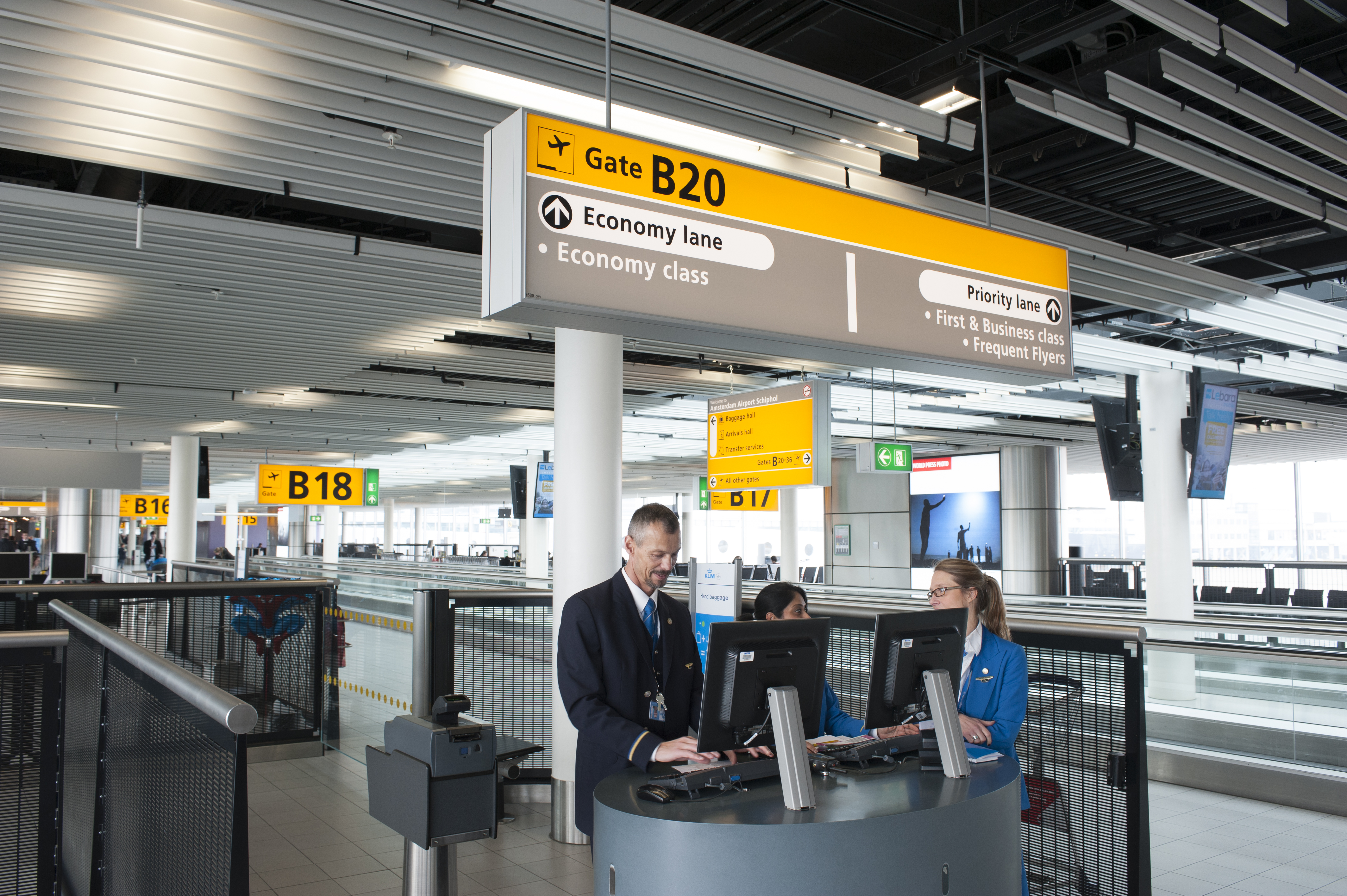 Wayfinding Amsterdam Airport Schiphol