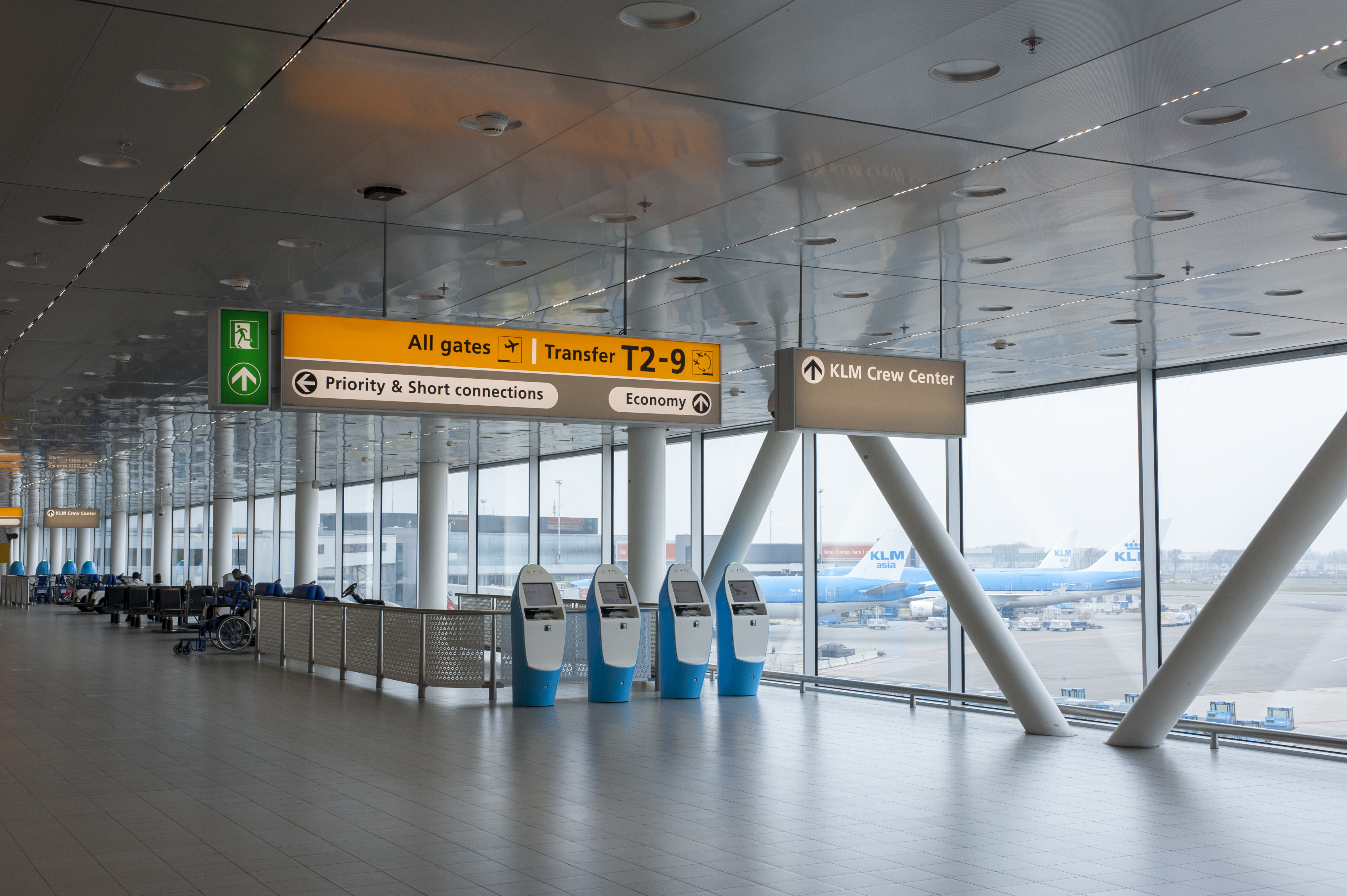 Wayfinding Amsterdam Airport Schiphol